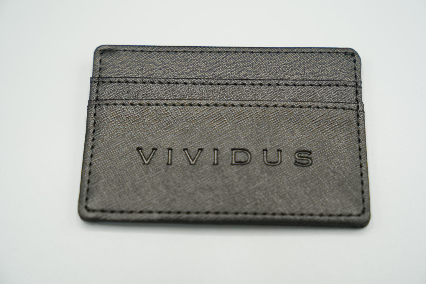 Elegant genuine diamond-textured leather RFID VIVIDUS debossed card holder