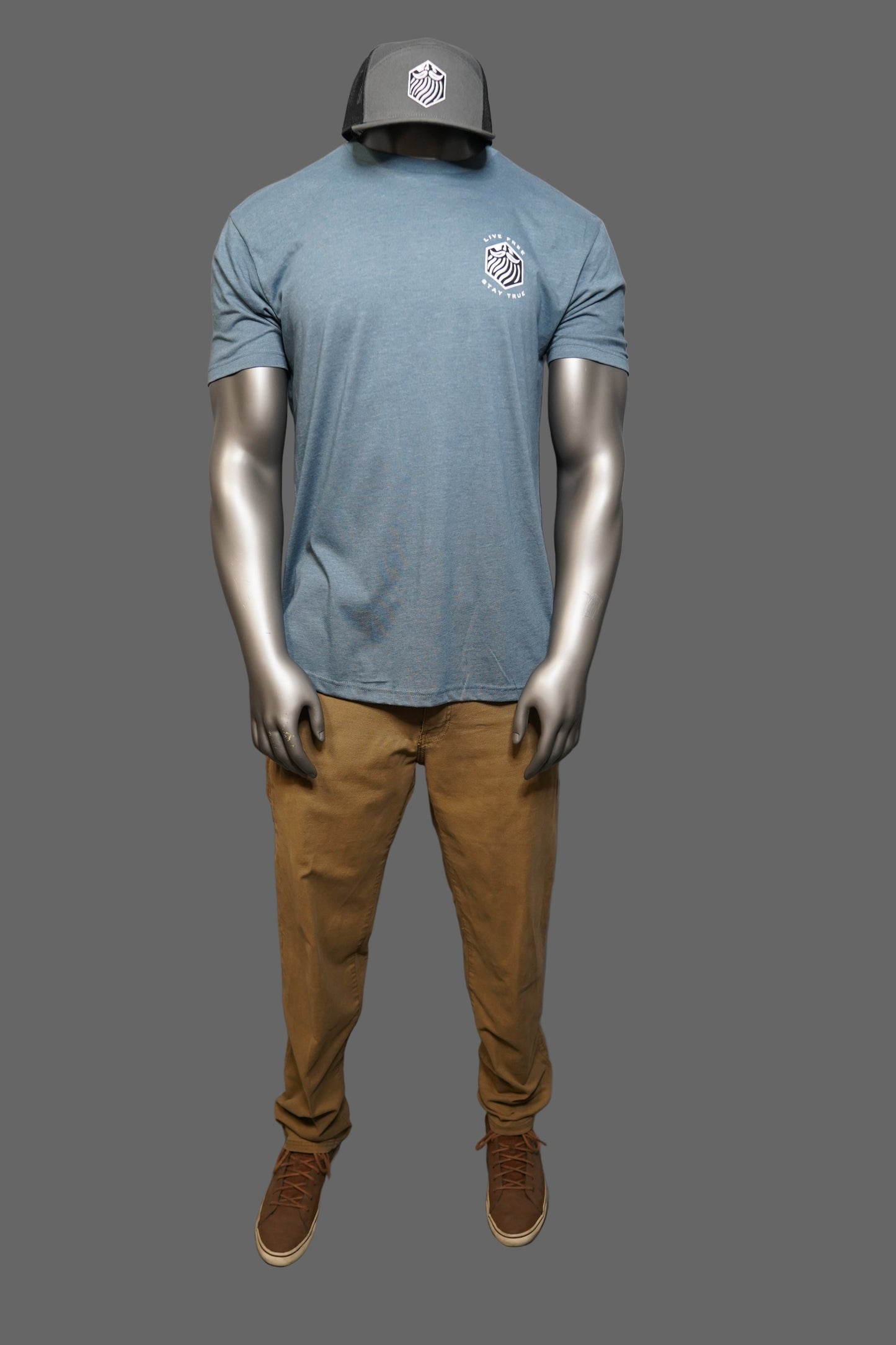 T-Shirt: Live Free Stay True - VIVIDUS