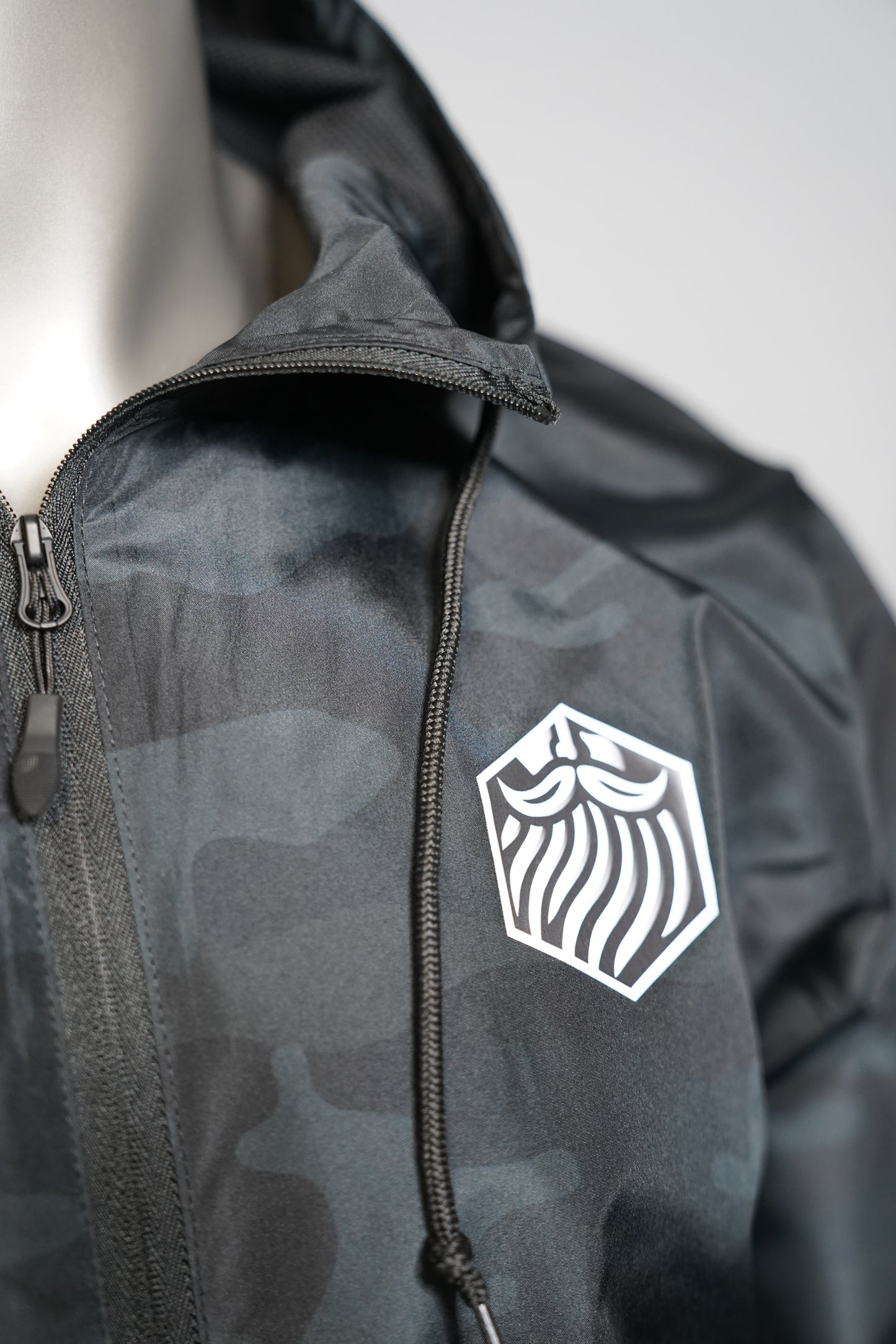 Men's Lightweight Windbreaker