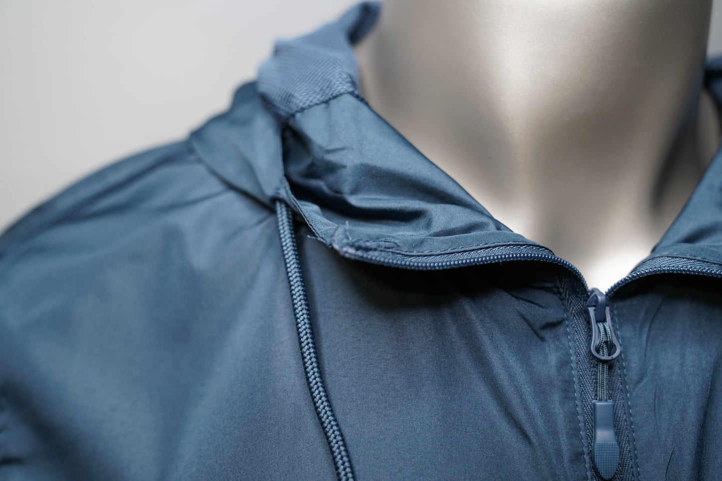 Men's Lightweight Windbreaker